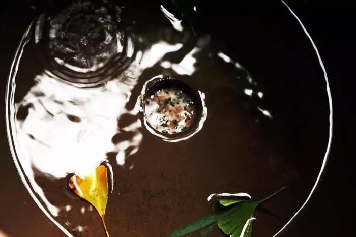 做梦中梦见身外身？如何理解身外之身及梦境干扰的原因