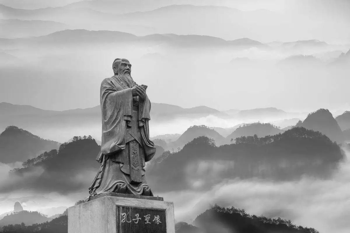 诚信经营的八字名言