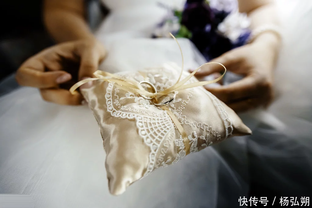 男女生辰八字测婚姻