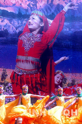 撒拉族婚礼简介55民族参与