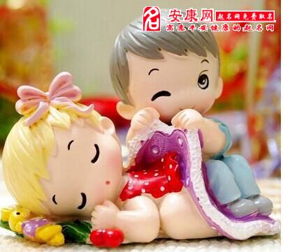 周公解梦女人梦见抱着一个胖小子