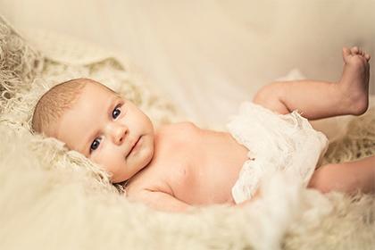 怎么样给5月份出生的属龙的女宝宝取名字